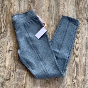 Evy’s Tree Gray ponte pants